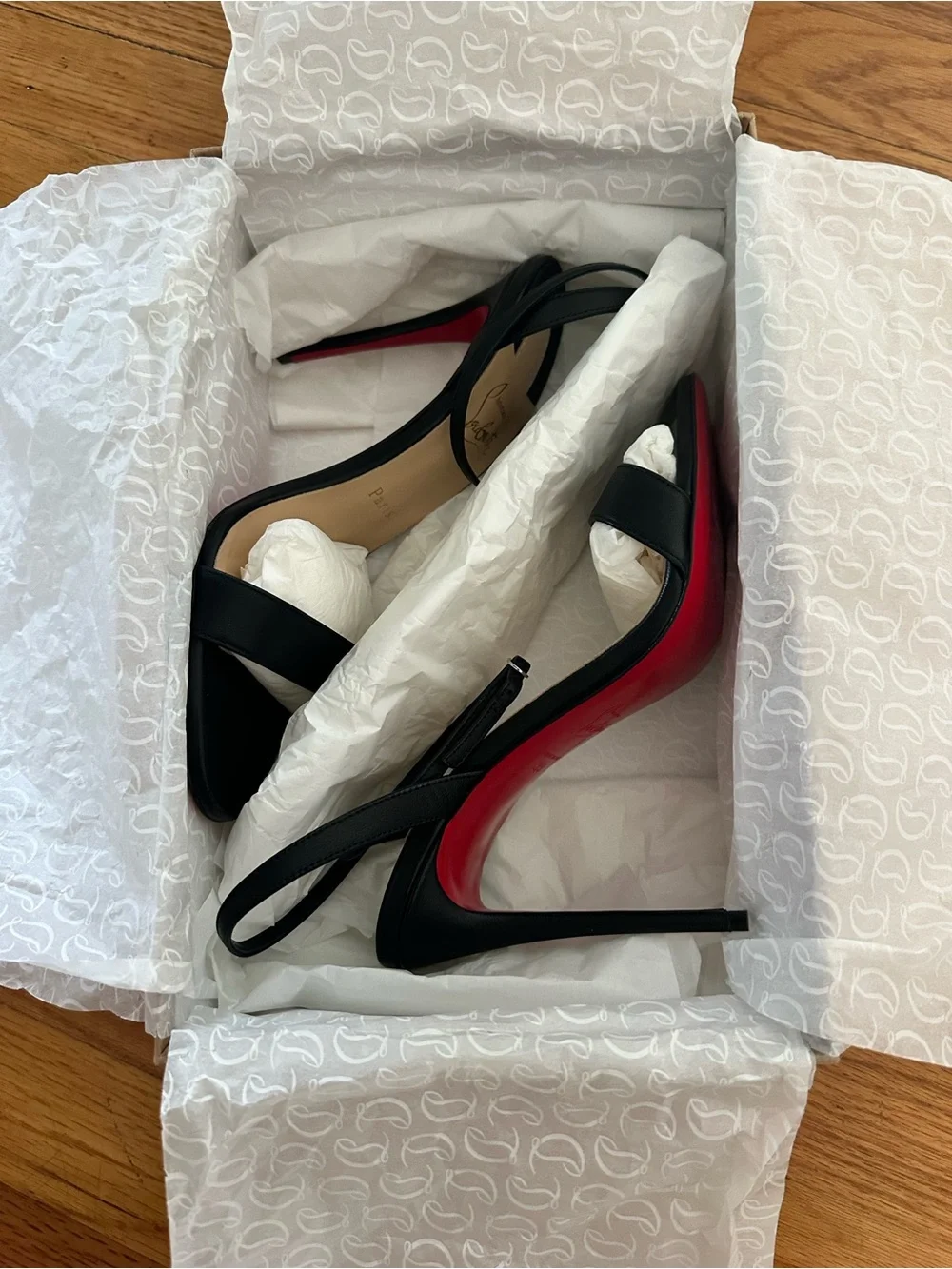 Christian Louboutin Loubgirl 100 (NEVER WORN, BRAND NEW!)